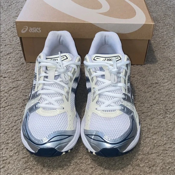 Asics Gel-Kayano 14 - Picture 3 of 7